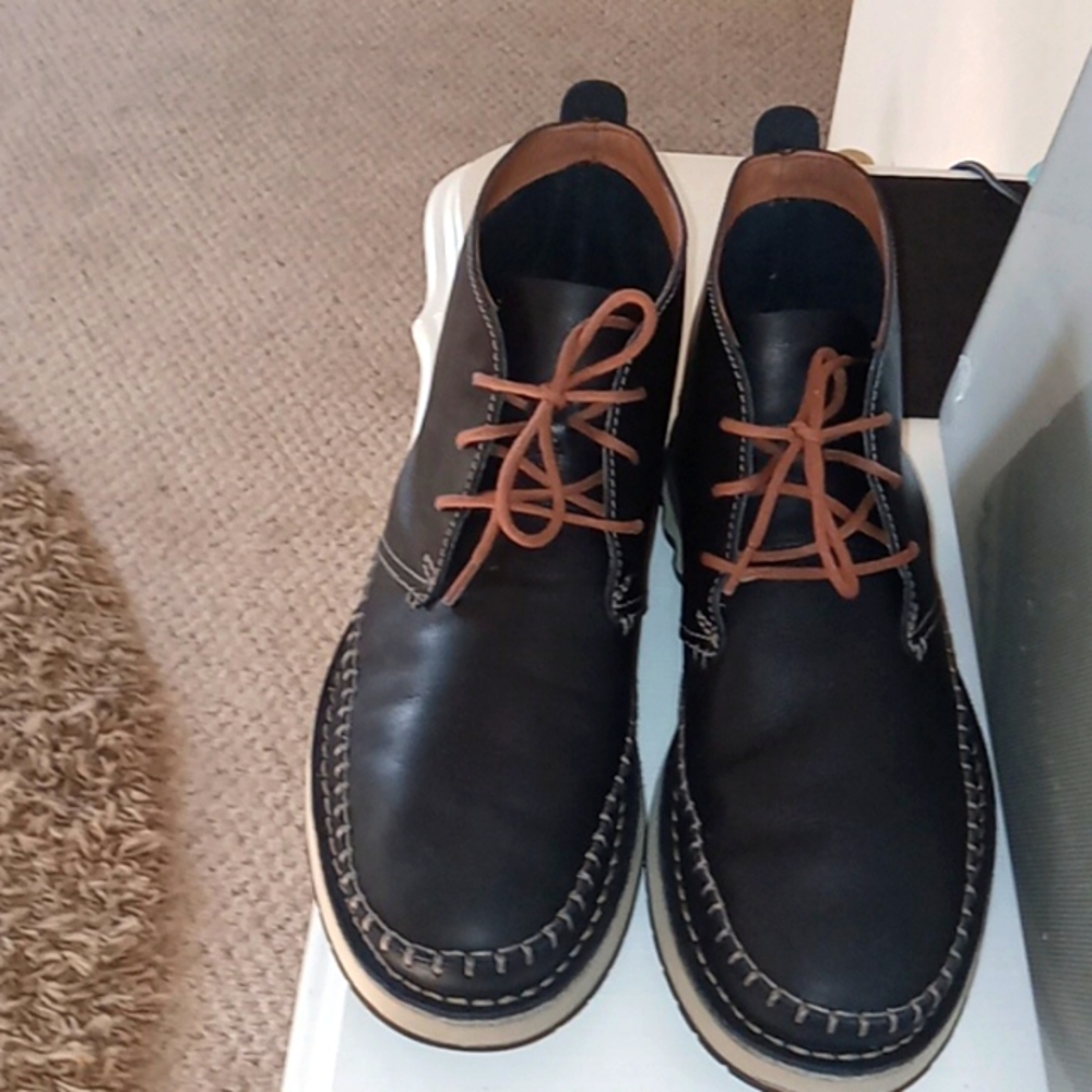 CLARKS BLACK MEN BOOTS